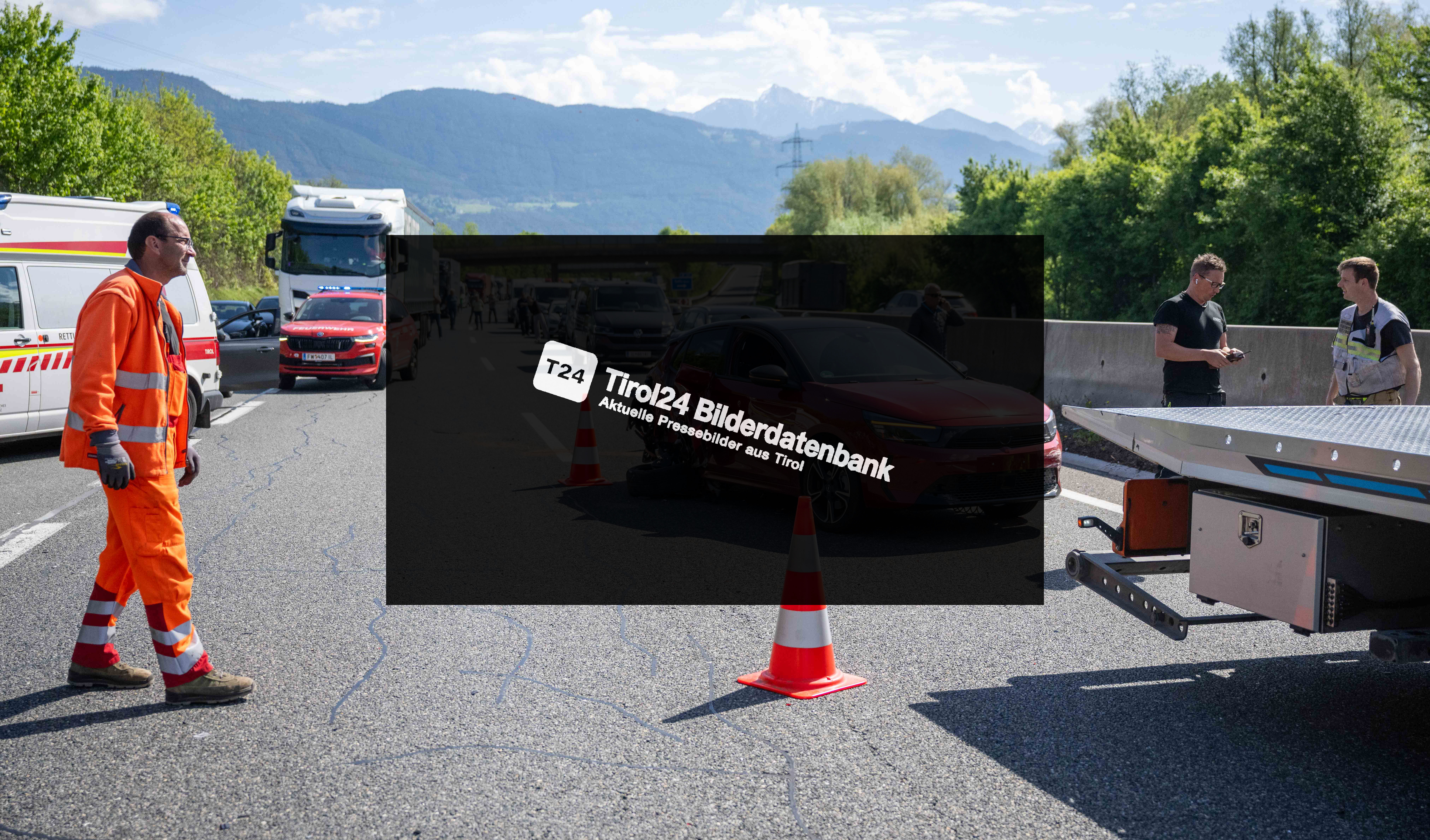 2025-04-28: Unfall mit mehreren Fahrzeugen A12