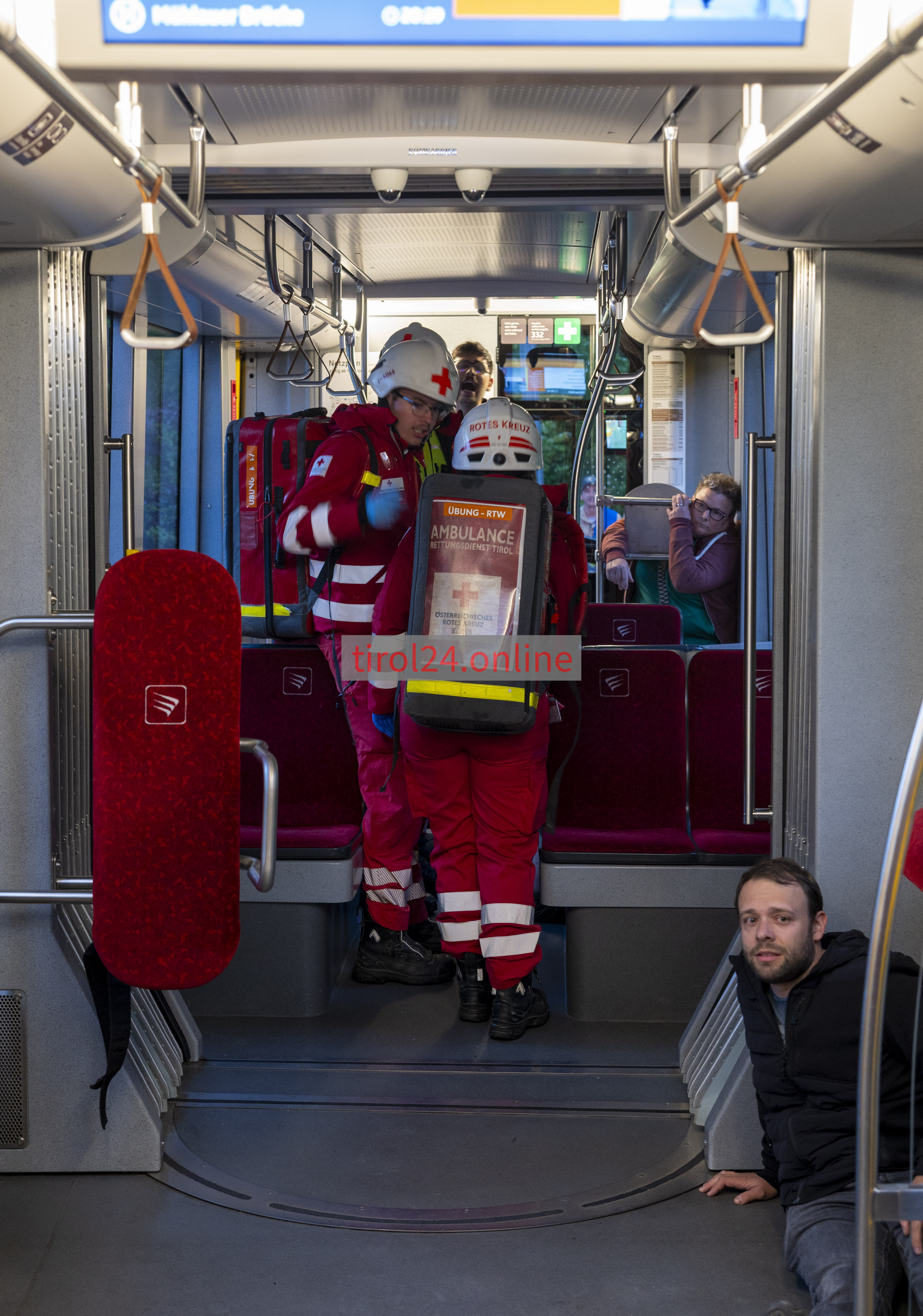 2026-05-13 - Grossübbung Feuerwehr Rettungsdienst in Aldrans