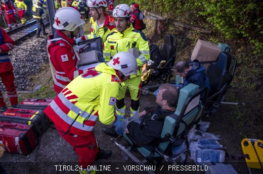 2026-05-13 - Grossübbung Feuerwehr Rettungsdienst in Aldrans