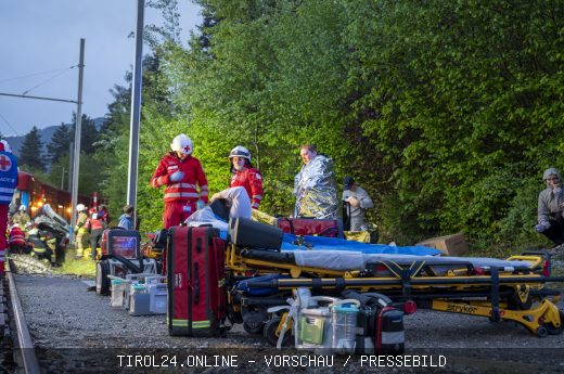 2026-05-13 - Grossübbung Feuerwehr Rettungsdienst in Aldrans