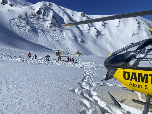 Lawinenabgang in Navis