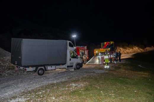 Kleintransporter auf Skipiste